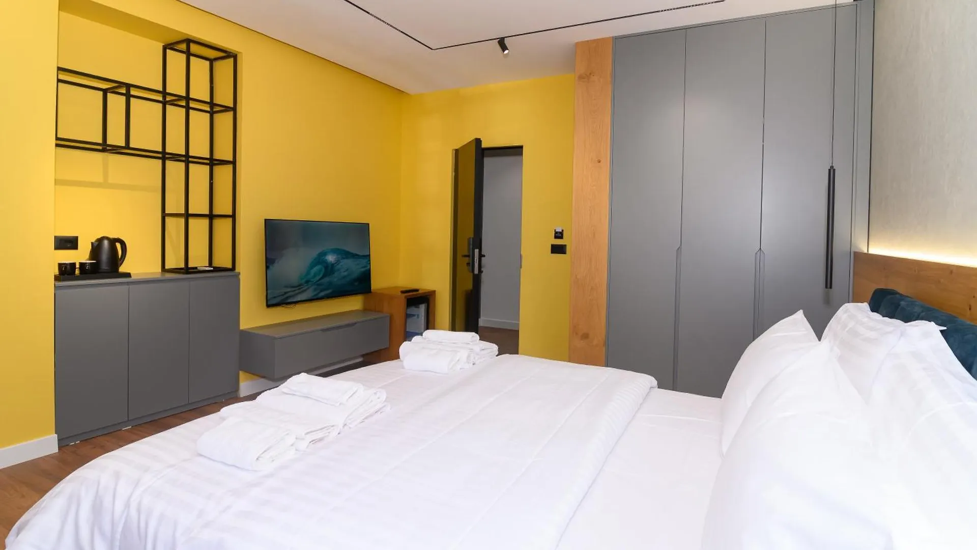 Adore Home Tirana Apartment